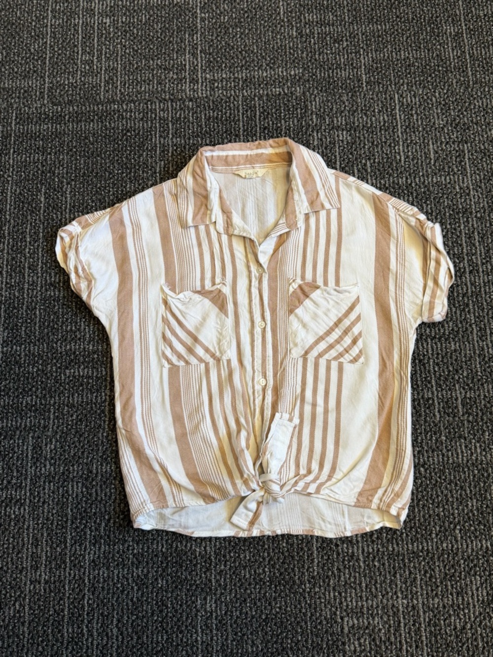Sim & Sam Beige & White Striped Tie-Front Blouse Size Small Button-Down